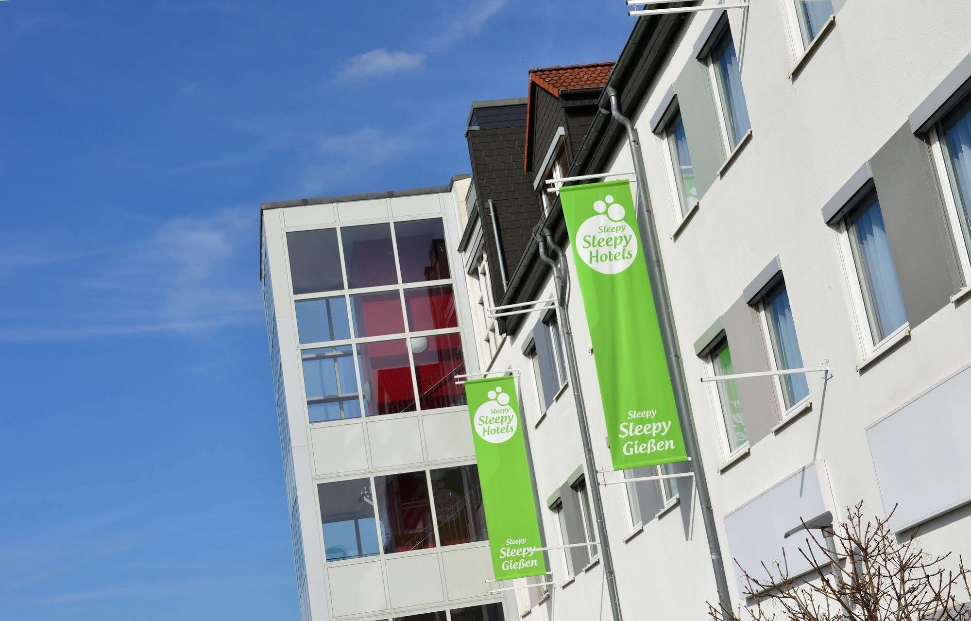 Sleepysleepy Hotel Giessen Linden  Екстериор снимка